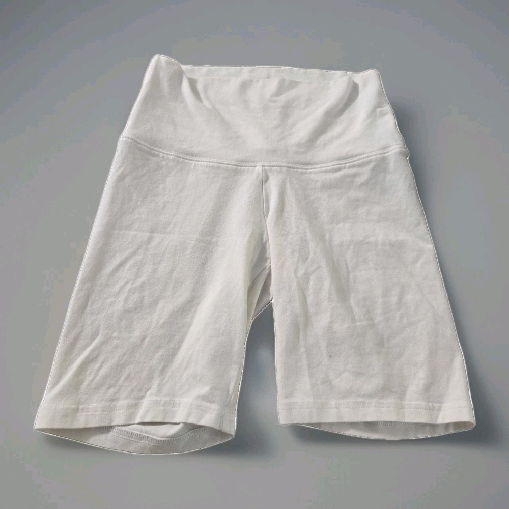Aritzia TNA bike short hi-rise 7" Size XXS White
